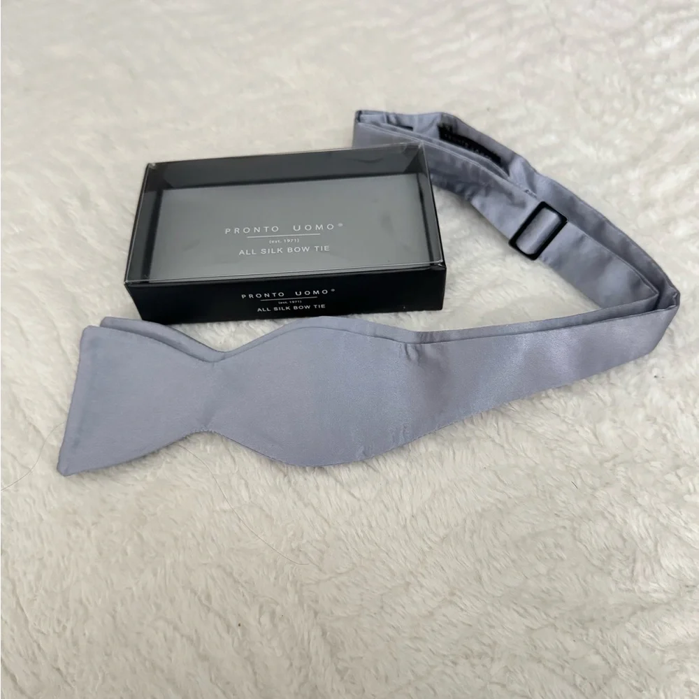 Pronto Uomo Silver Silk Bow Tie